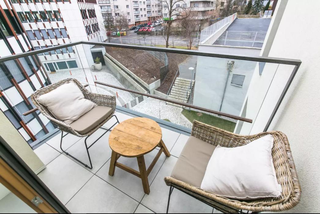 Flawless Apartments Pod Dekankou Prague Exterior photo